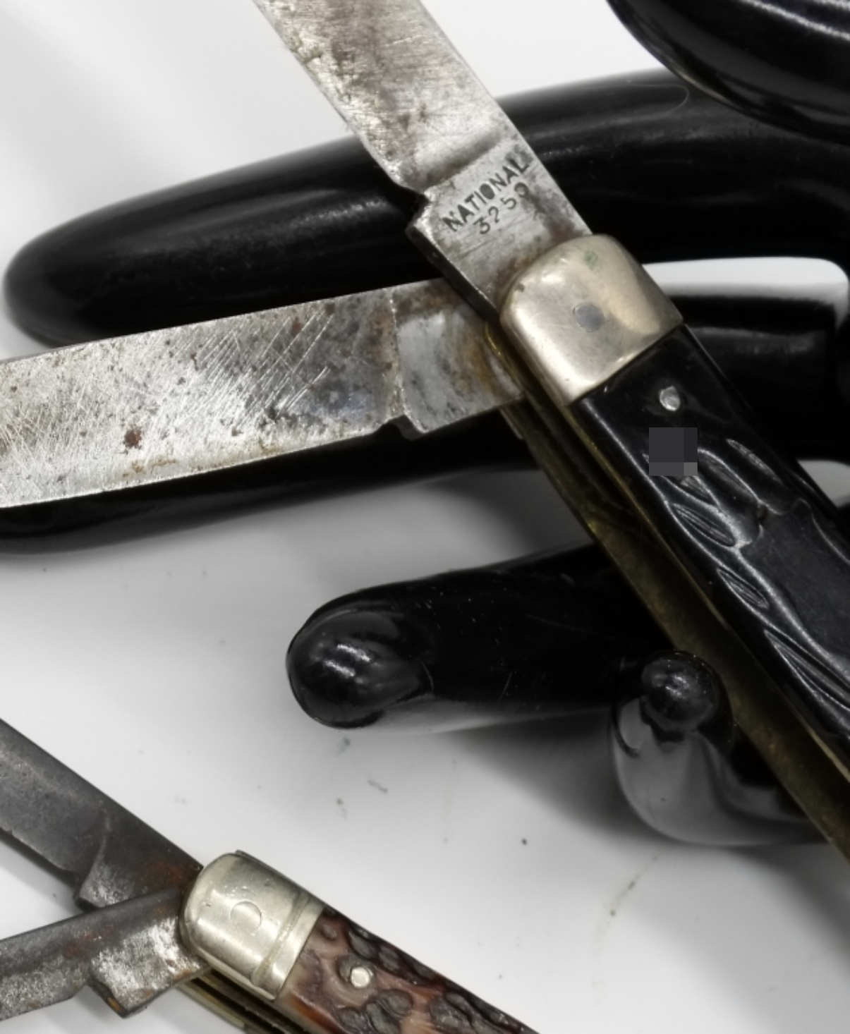 (2) Folding Knives