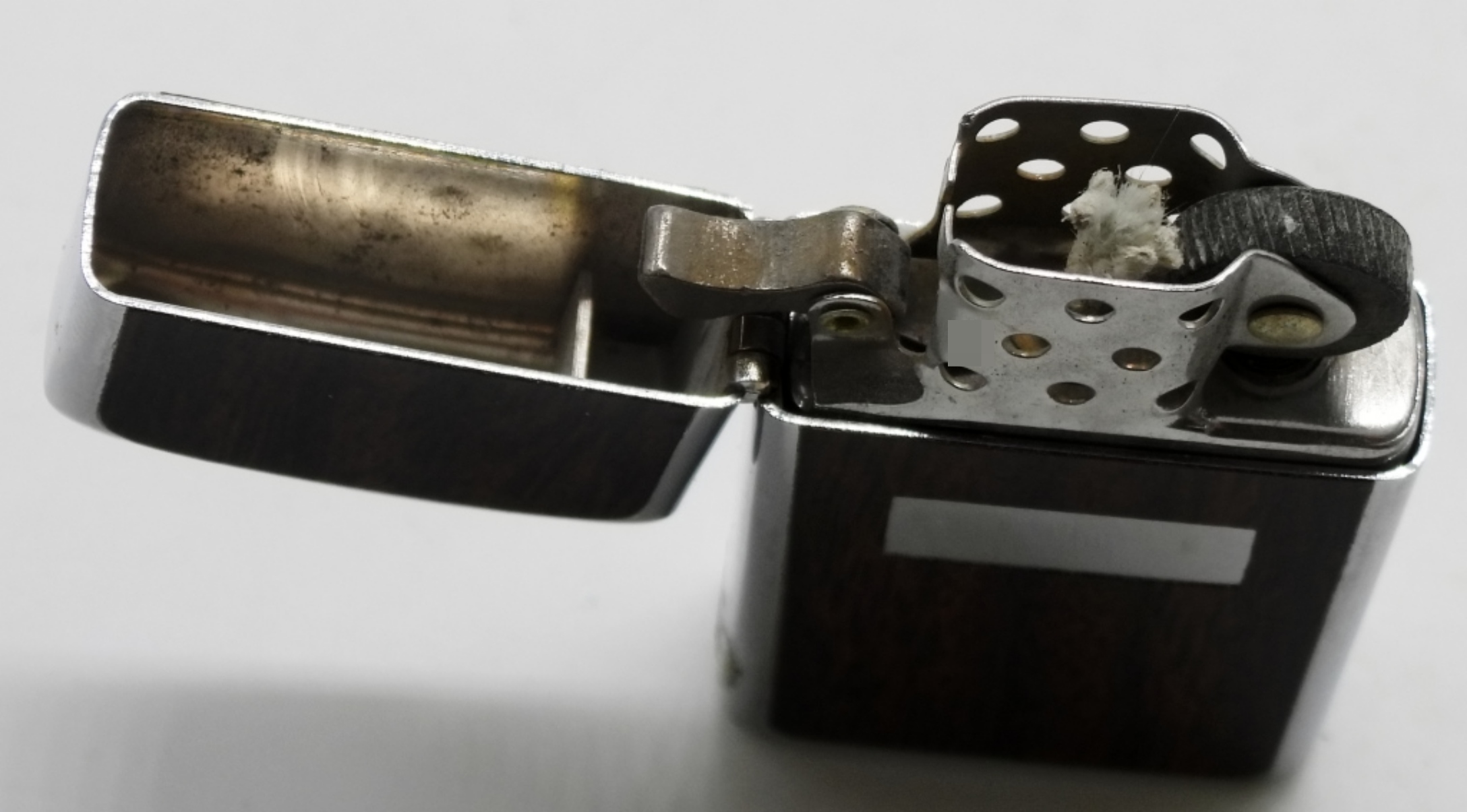 1974 Faux Wood Grain Zippo Unfired