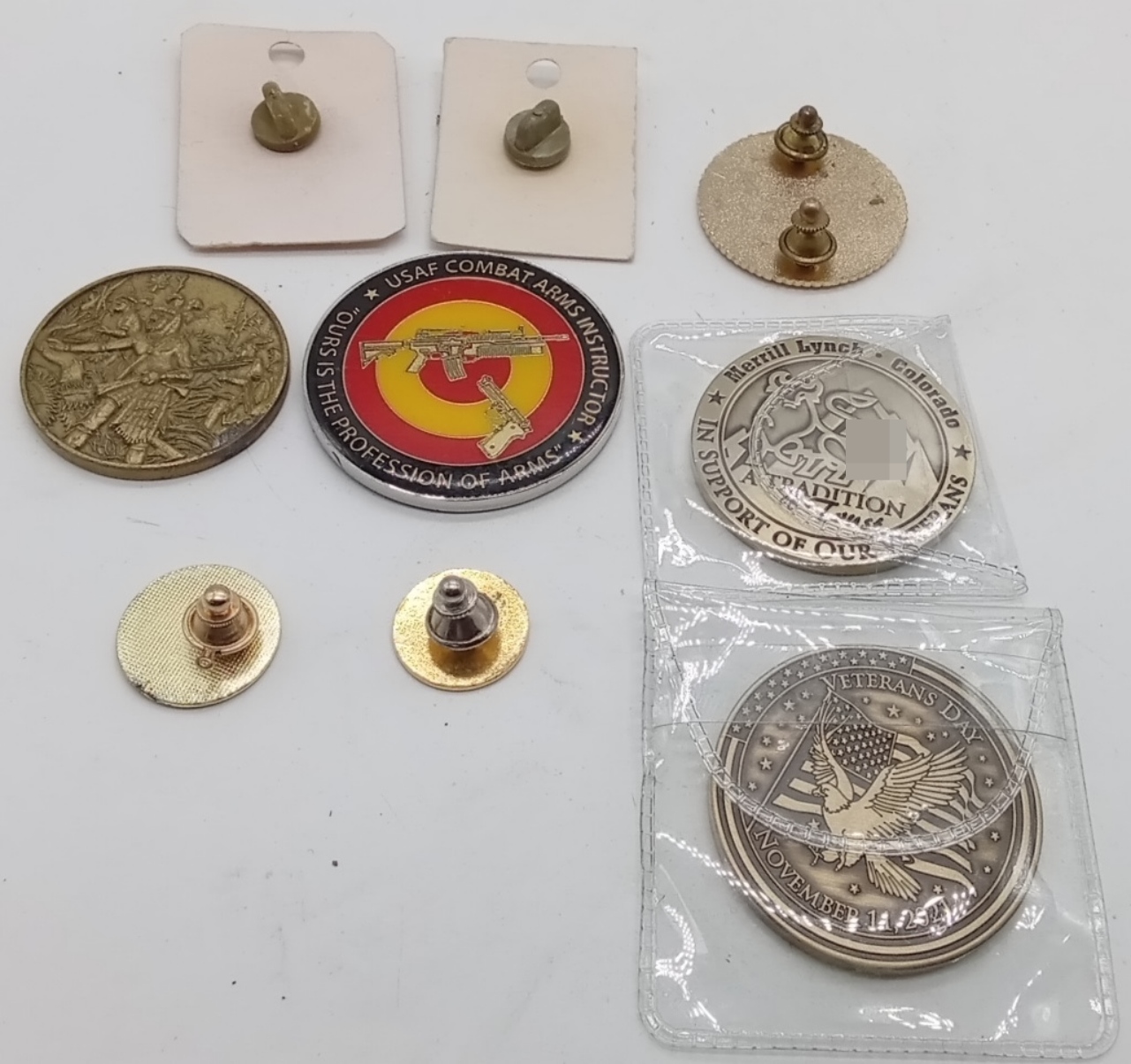 U.S. Military Medals and Unit Insignia Pin Set