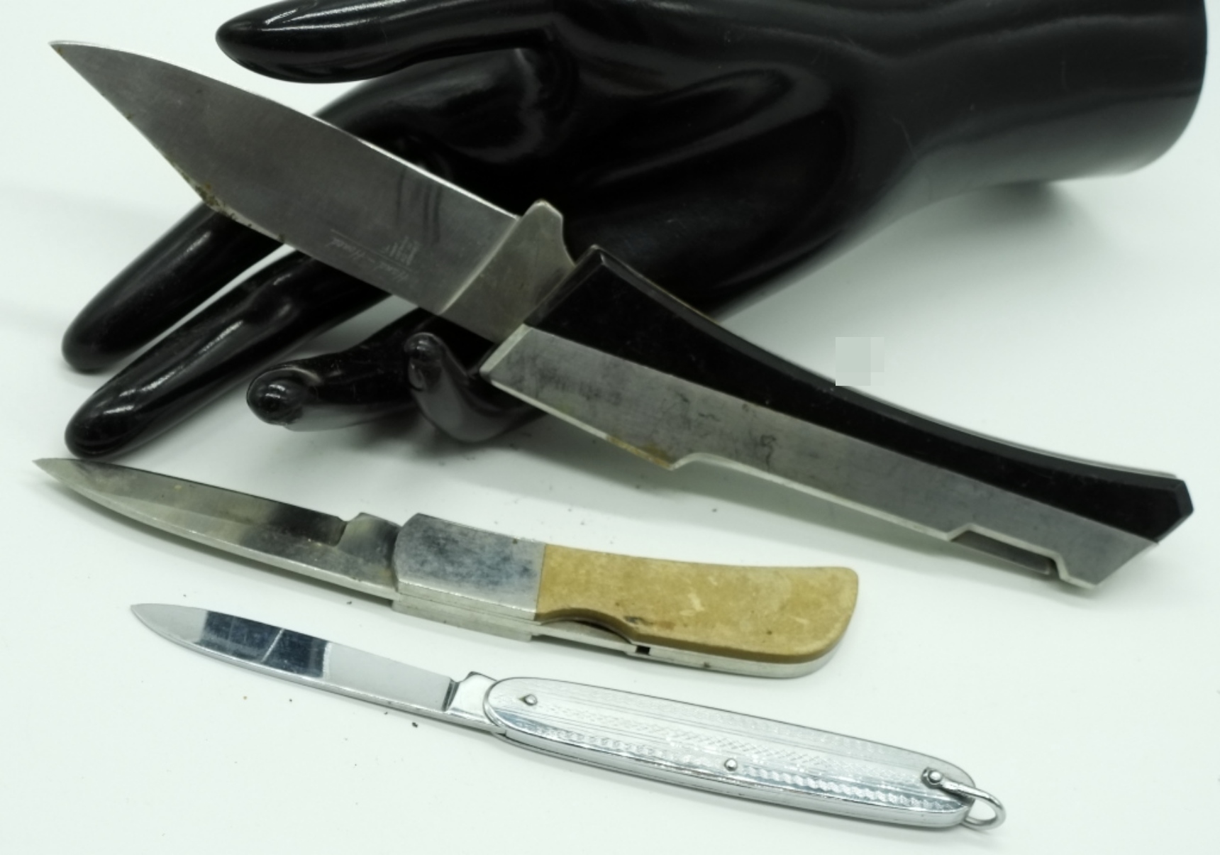 Three Single-Blade Folding Knives