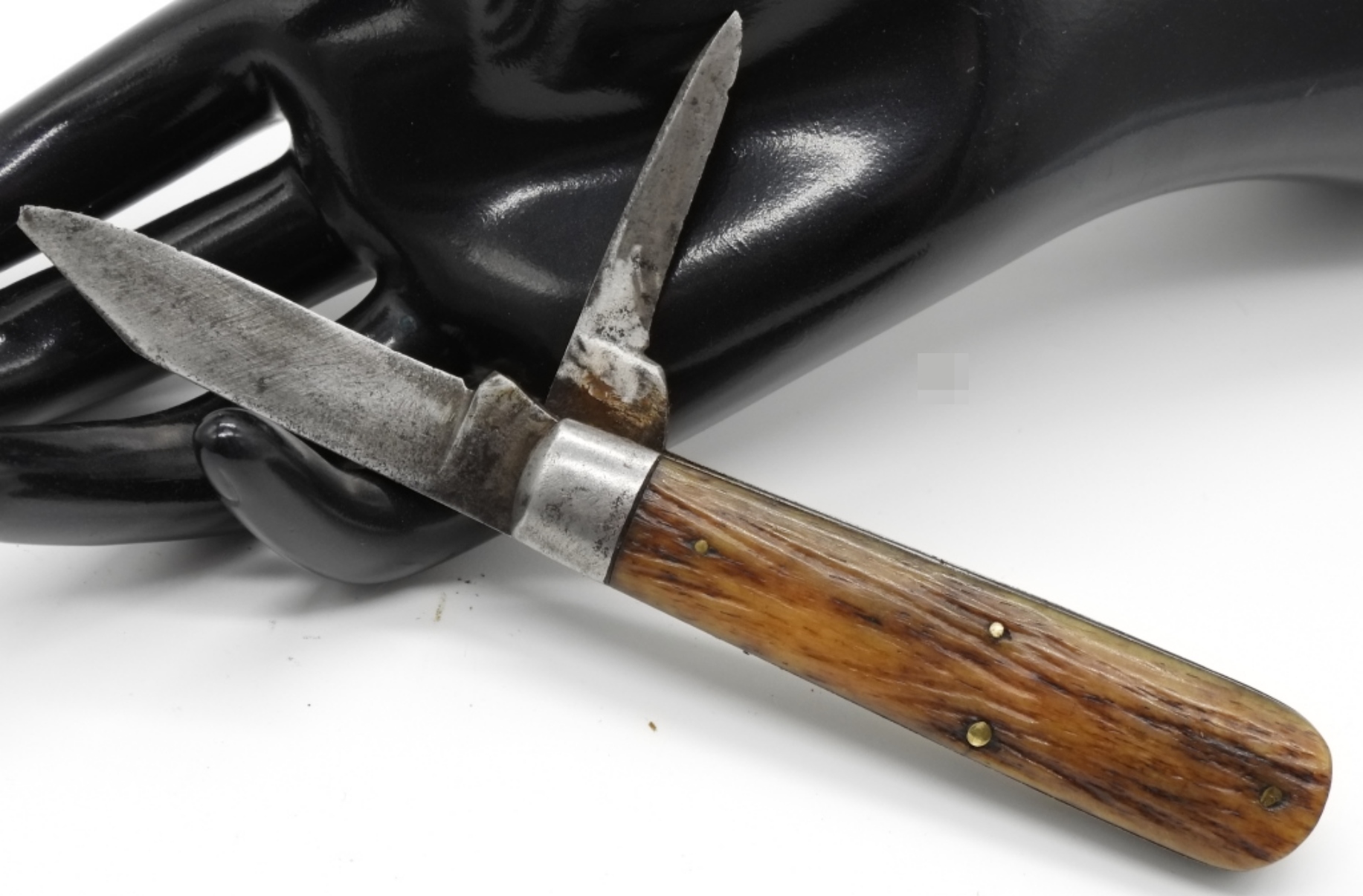 Cattaraugus Two-Blade Pocket Knife