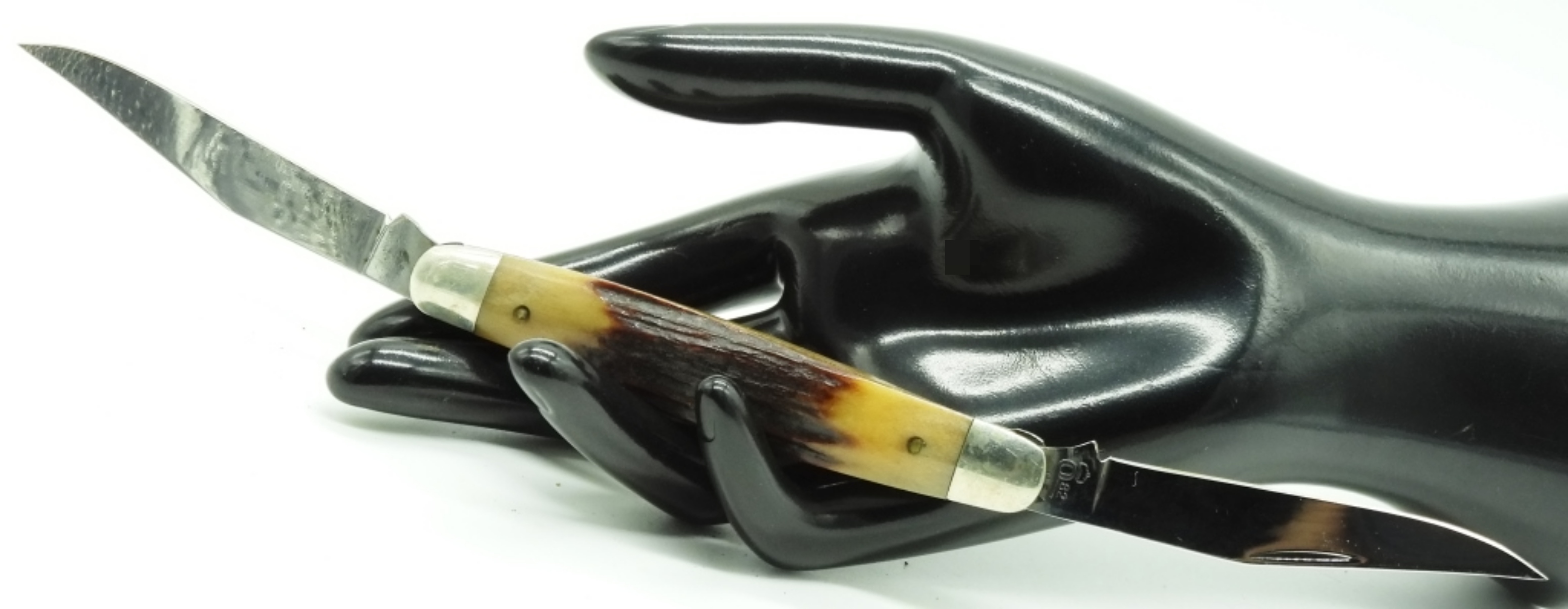 Queen Cutlery Q82 Limited Stag Series #8480