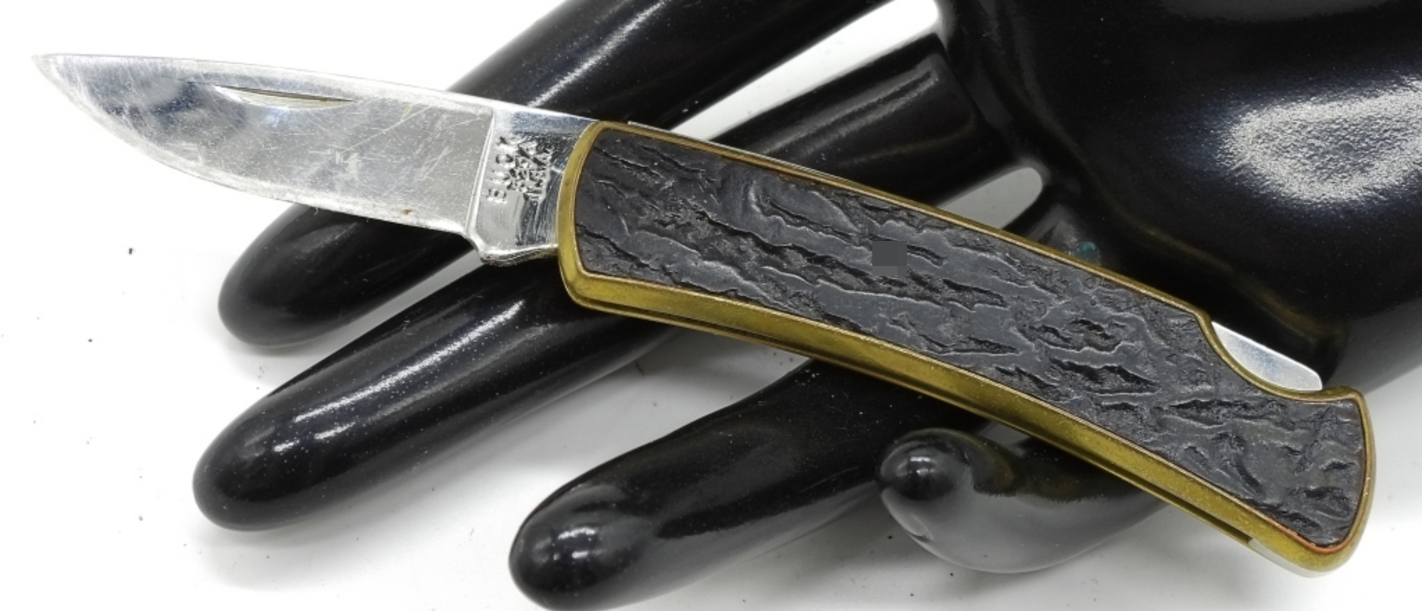 Buck 592 Folding Knife, Black Handle
