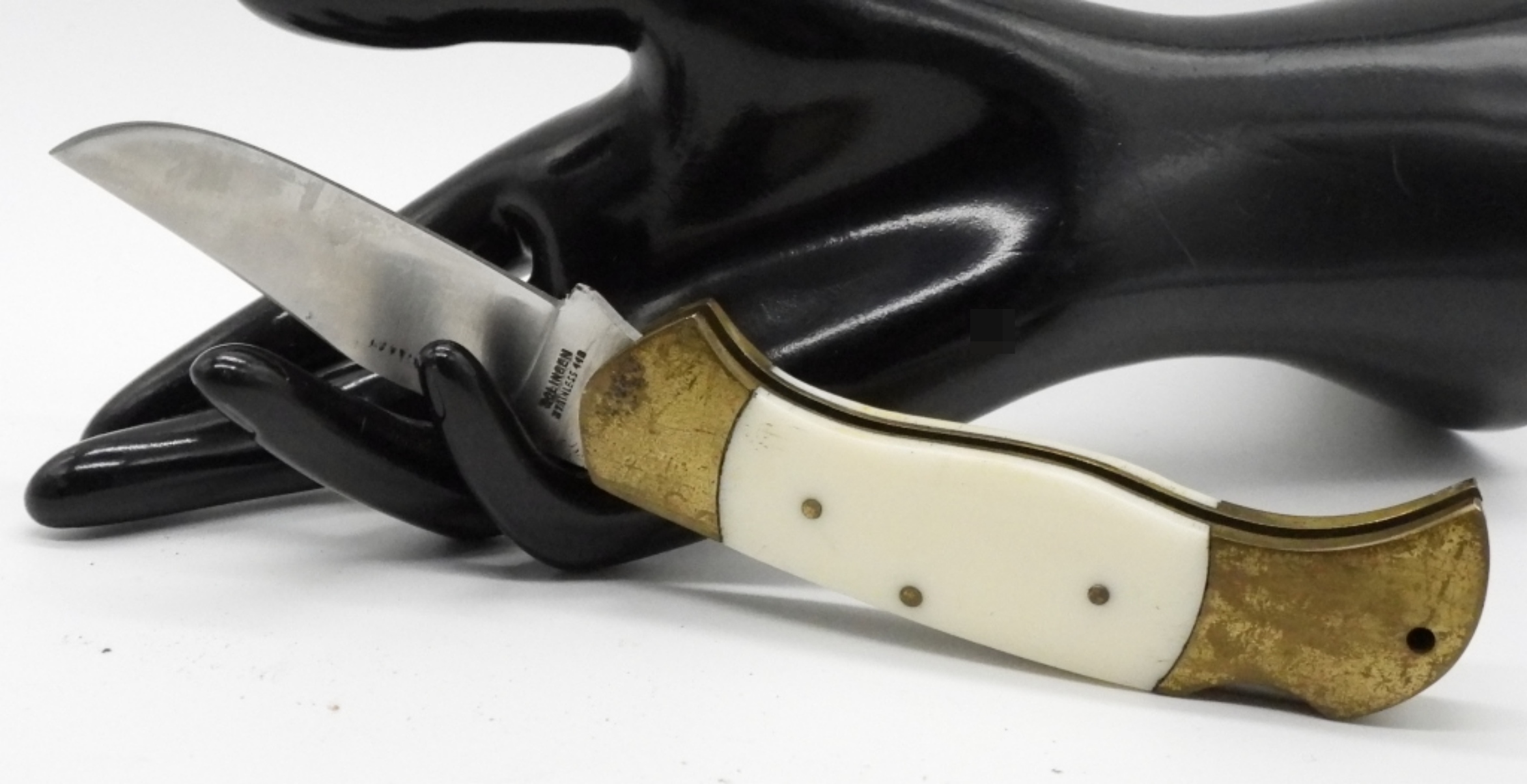 Bear Hunter Cougar Folding Knife with Box