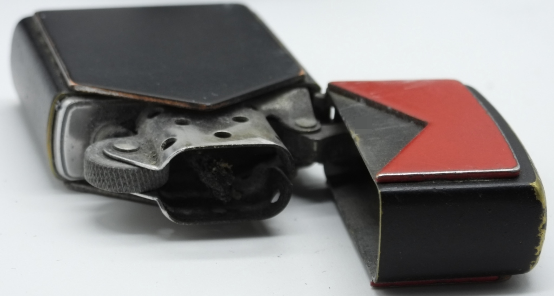 Zippo Marlboro Red Roof Lighter 1997
