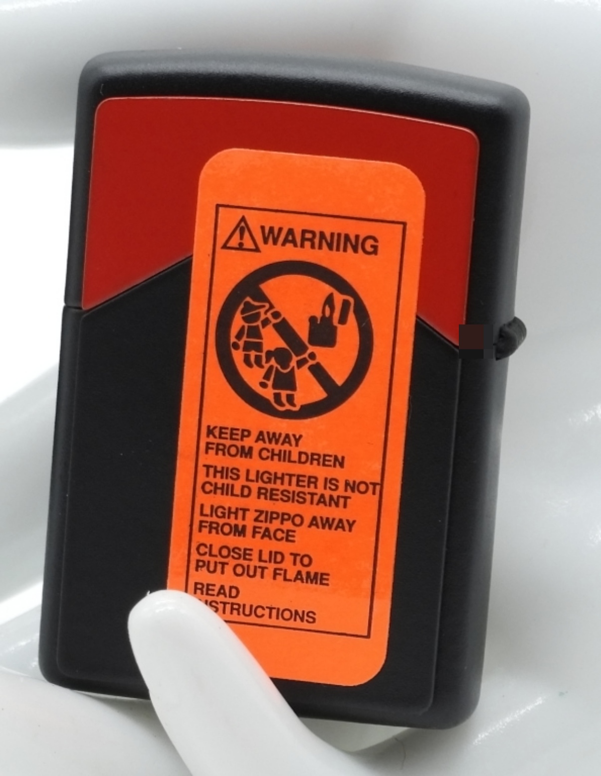 Zippo Red Roof Marlboro 1994 Sealed