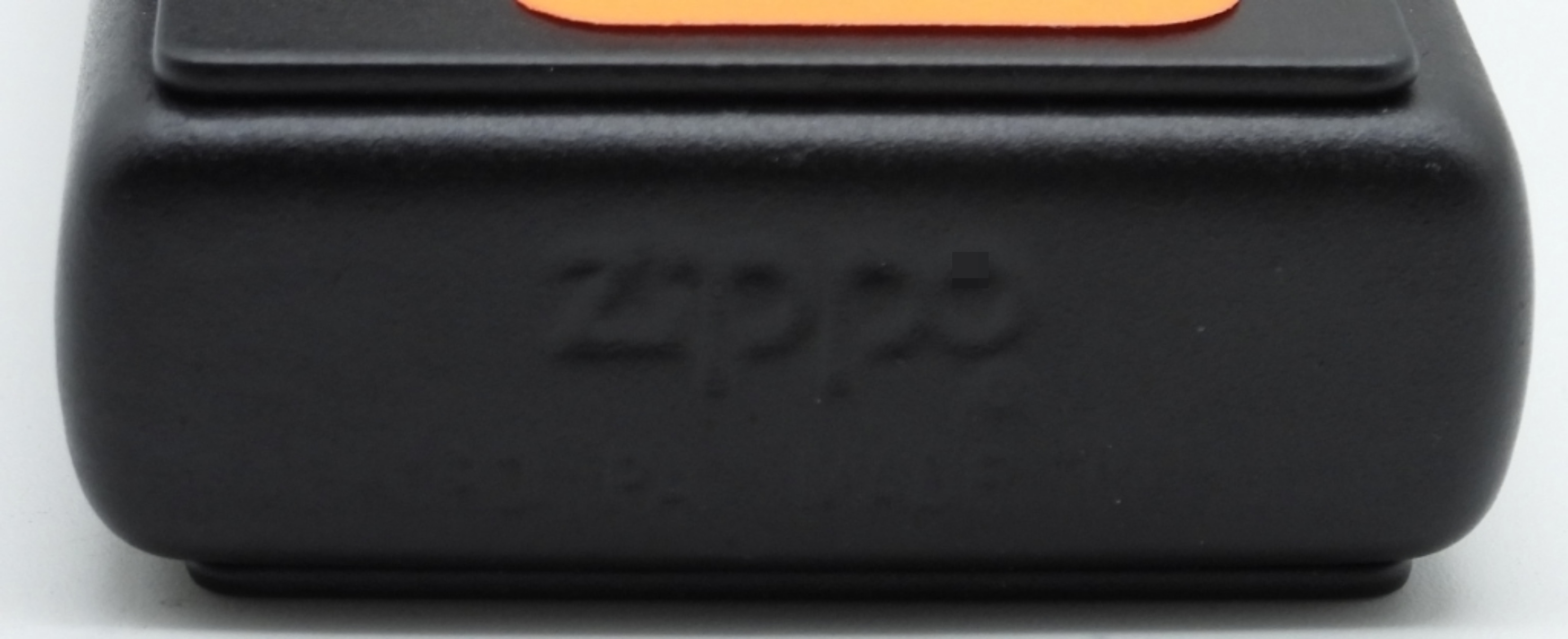 Zippo Red Roof Marlboro 1994 Sealed