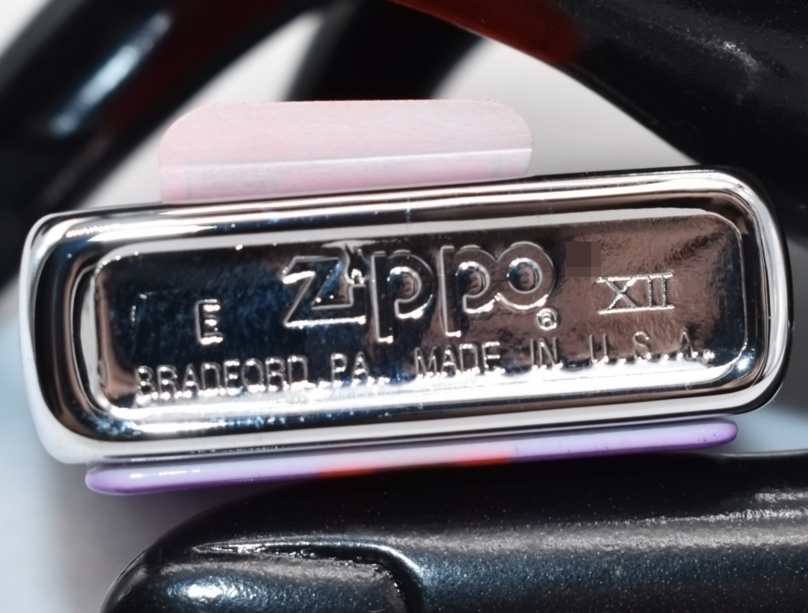 1995 Zippo Pinup Girls High Polish Chrome Lighter