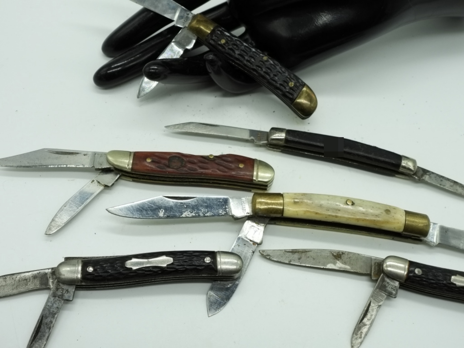 Collection of 6 Small Pocket Knives