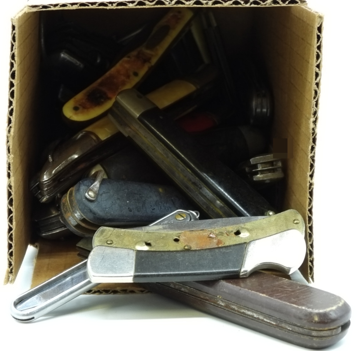 Mixed Knife Lot in Box