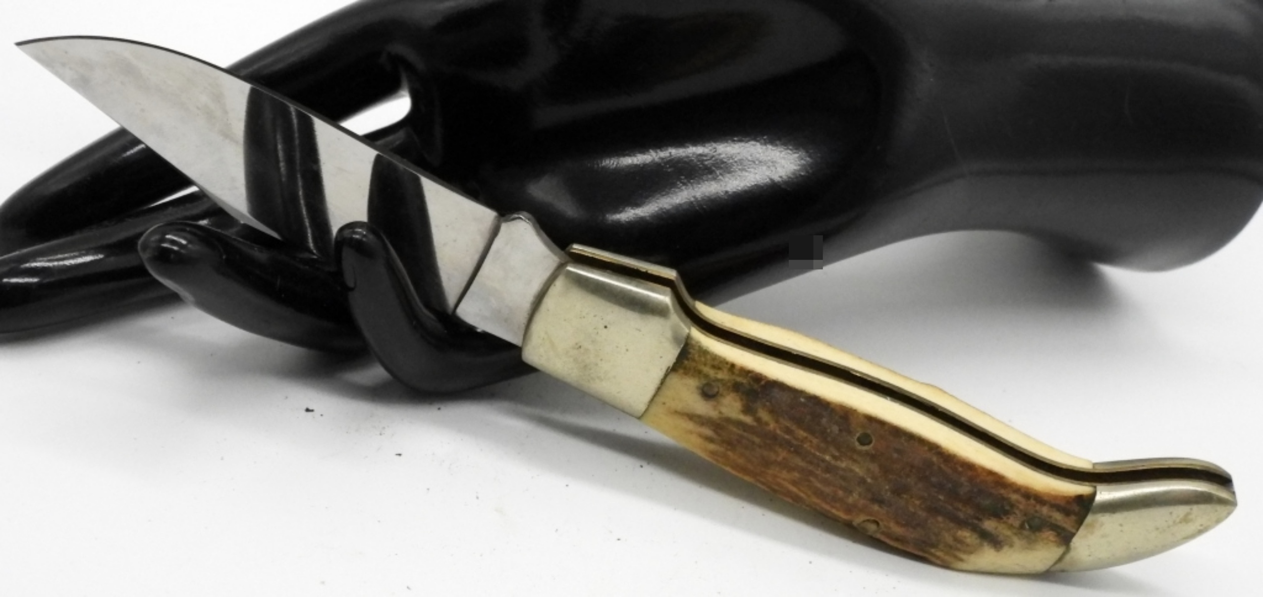 The Little Bandit Folding Knife with Sheath
