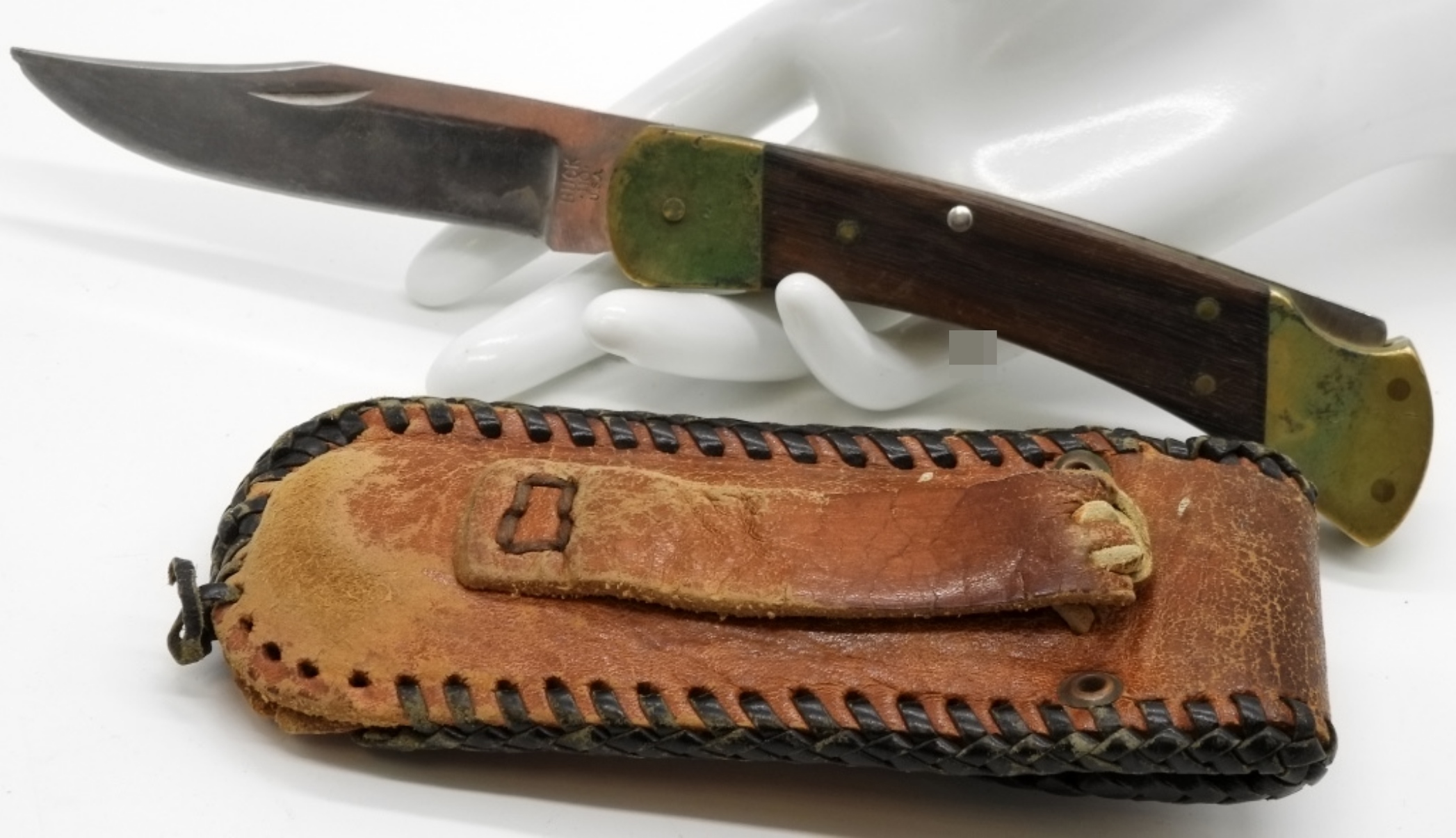 Buck Hunter Knife with Leather Sheath