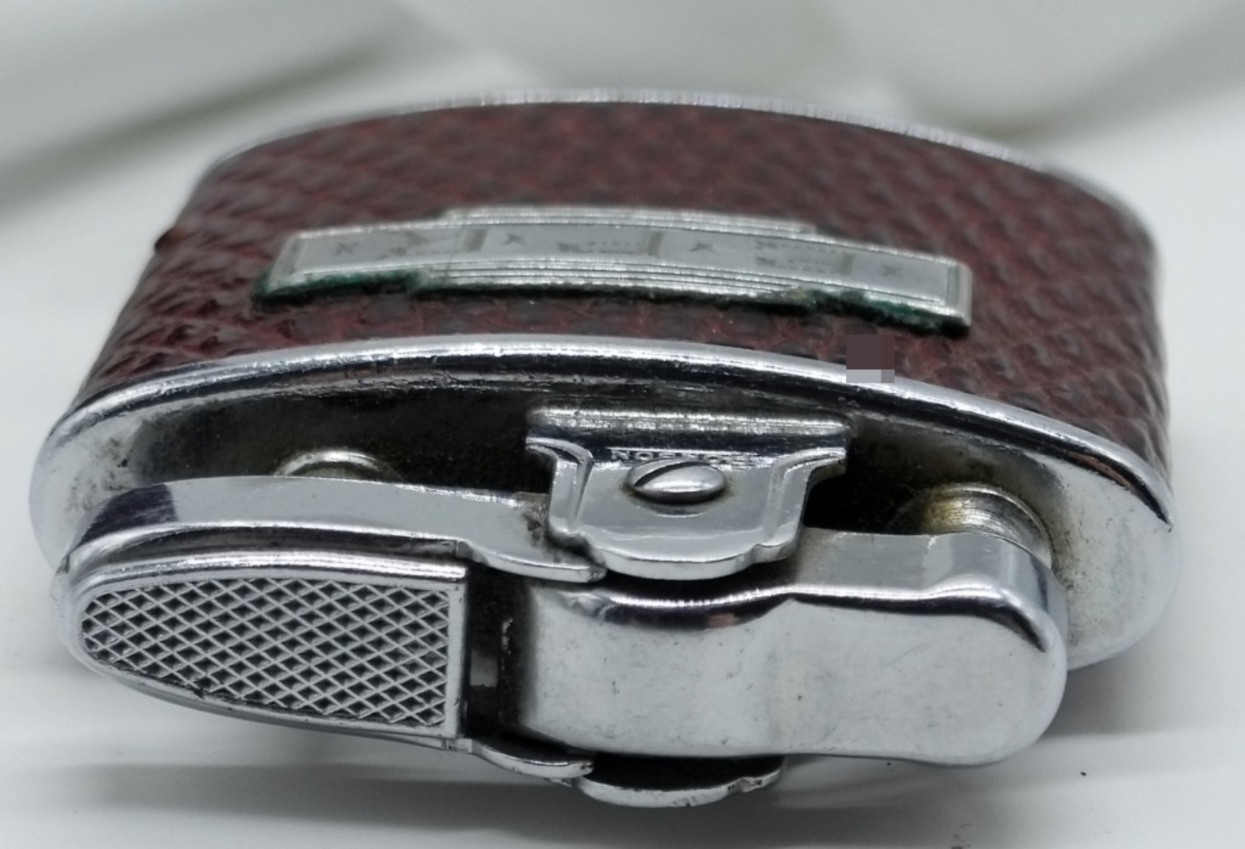 Ronson Lighter, Red Lizard Grain Finish