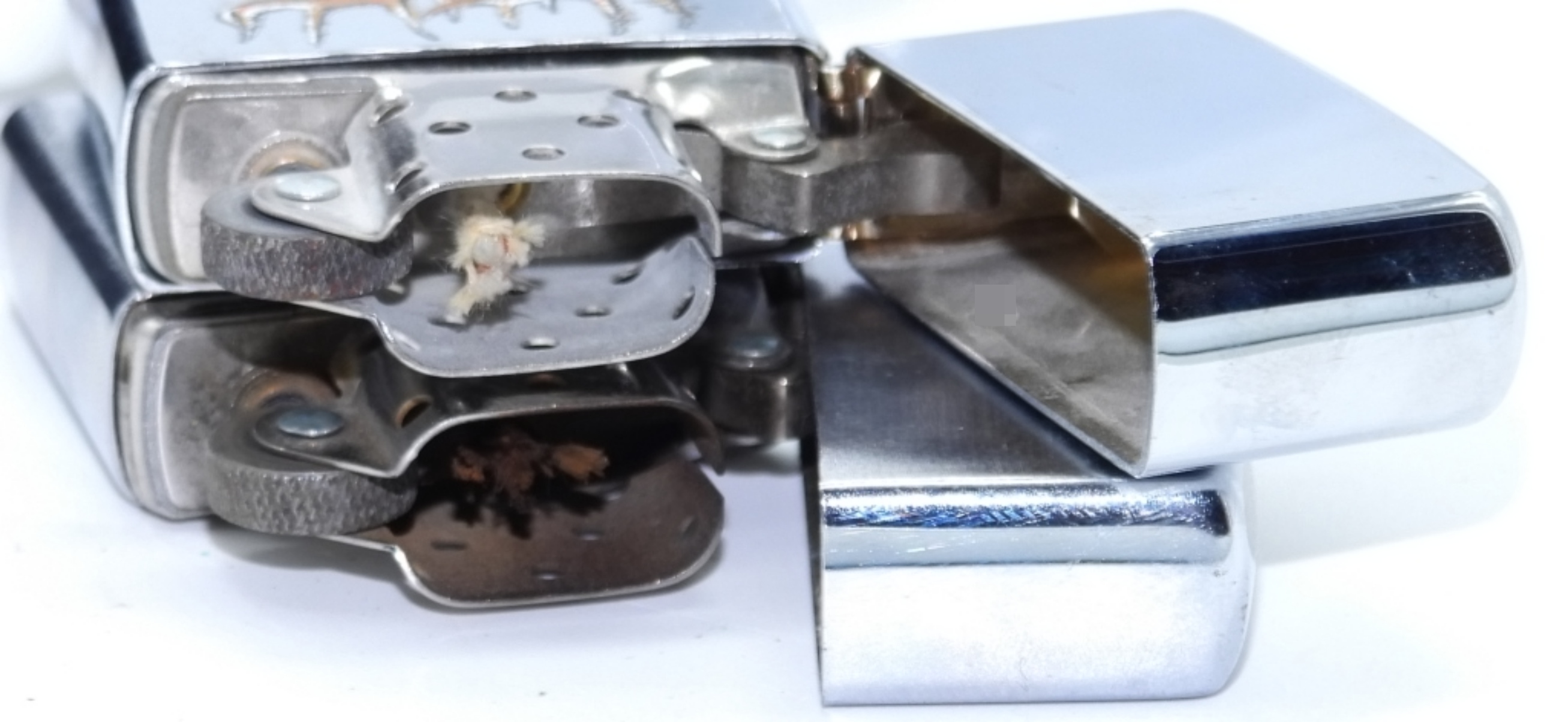 Zippo Southern Comfort Chrome Lighters & Deer