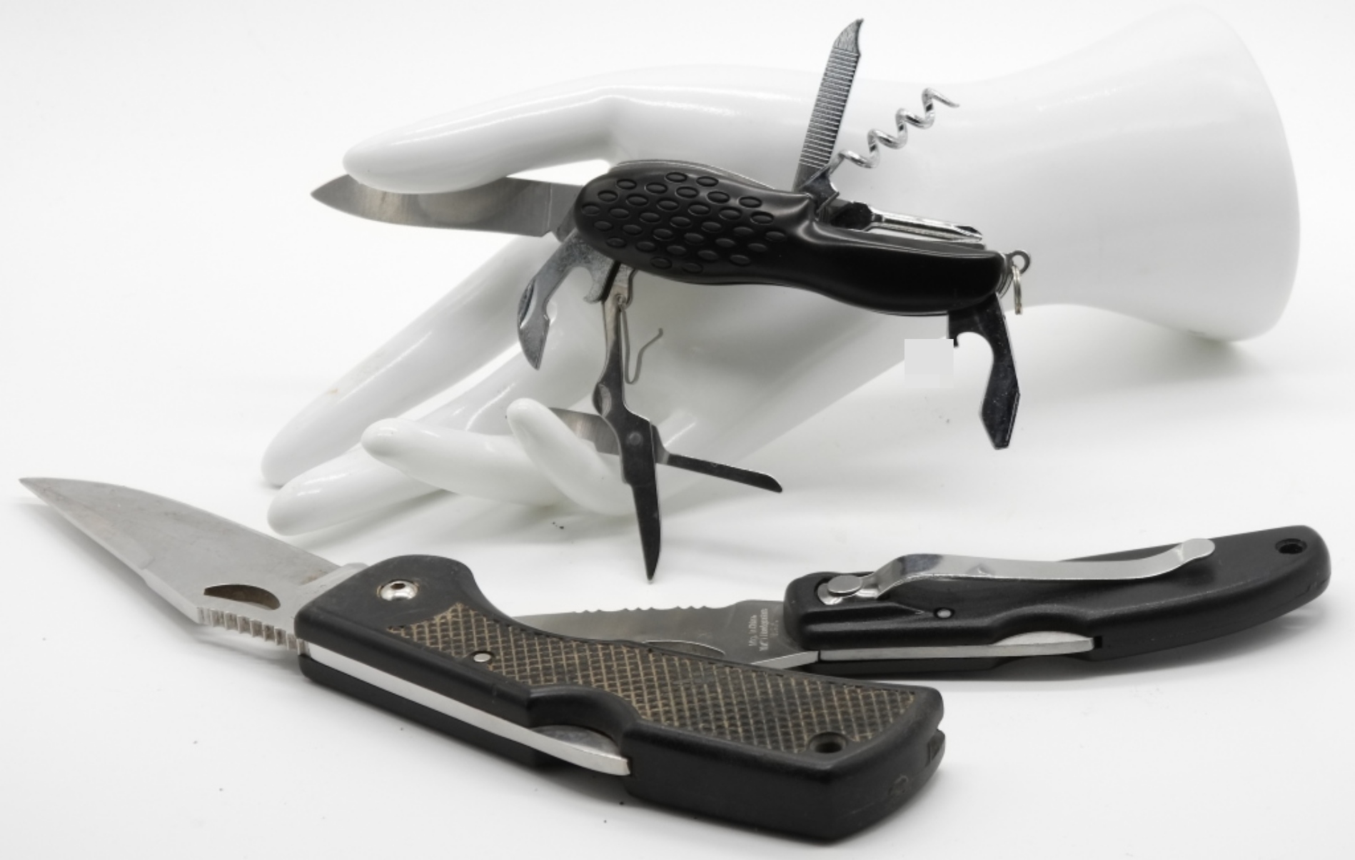 2 Folding Knives & Multi-Tool Lot