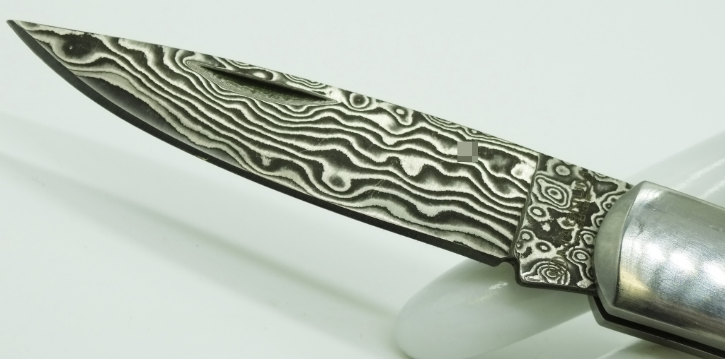 Damascus Steel Fixed Blade, Burl Wood Handle