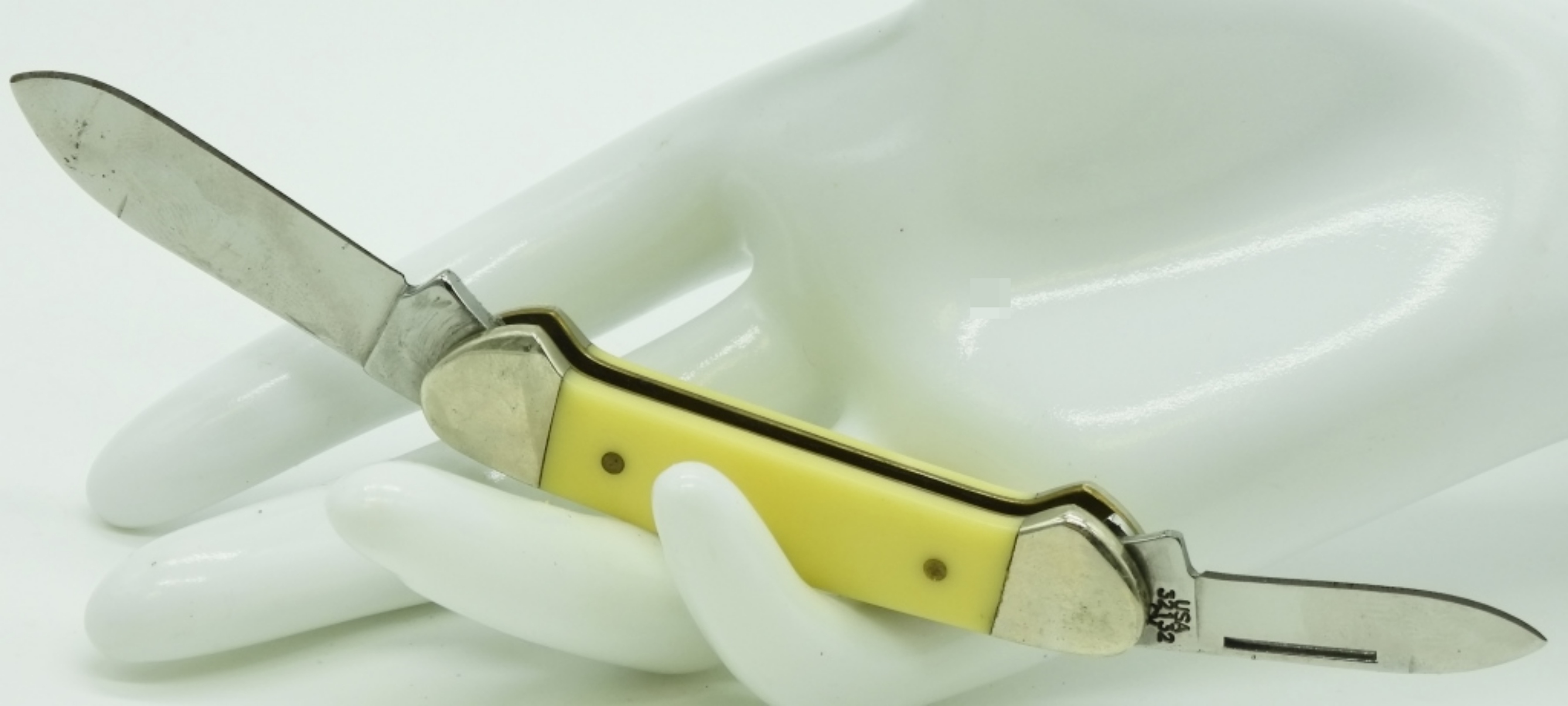 Case XX 32132 Yellow Handle Folding Knife