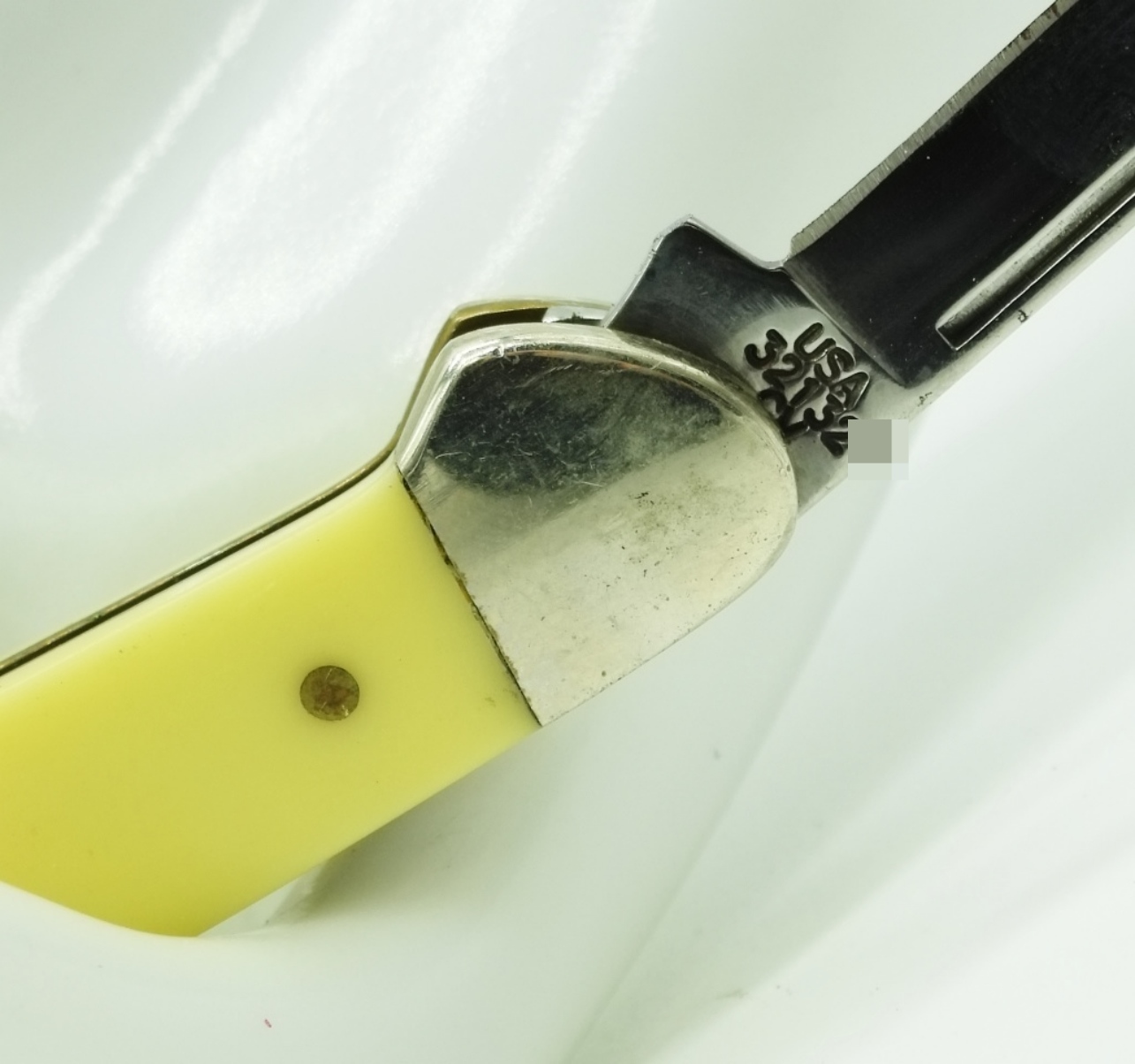 Case XX 32132 Yellow Handle Folding Knife