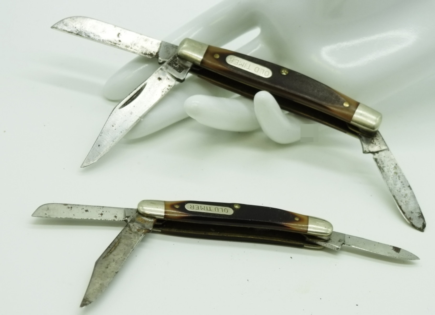 Pair of Schrade Old Timer Pocket Knives