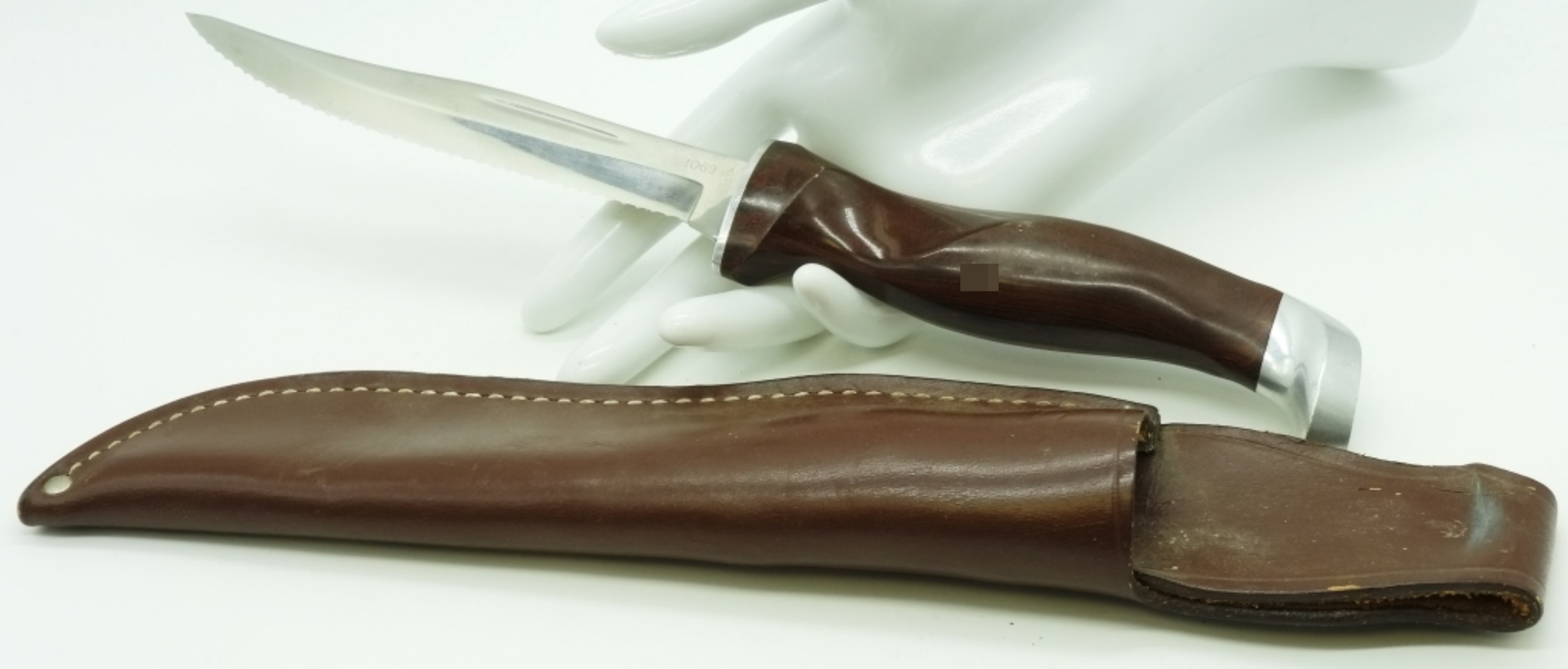 Culco 1069 Fixed Blade Knife with Leather Sheath