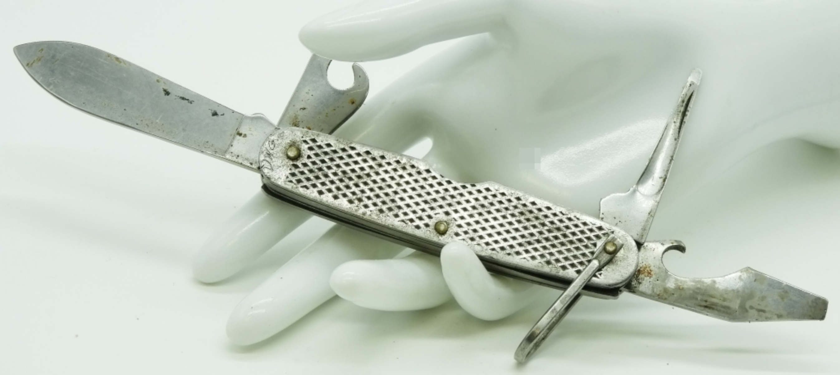 Camillus Multi-Tool Pocket Knife
