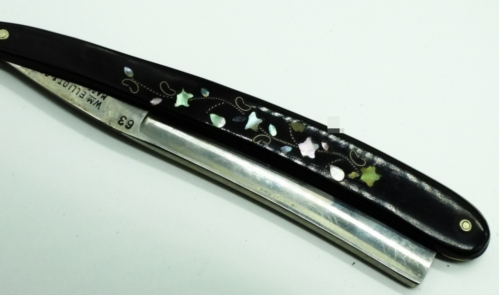 Vintage Straight Razors WM Elliot & Finedge Cutler