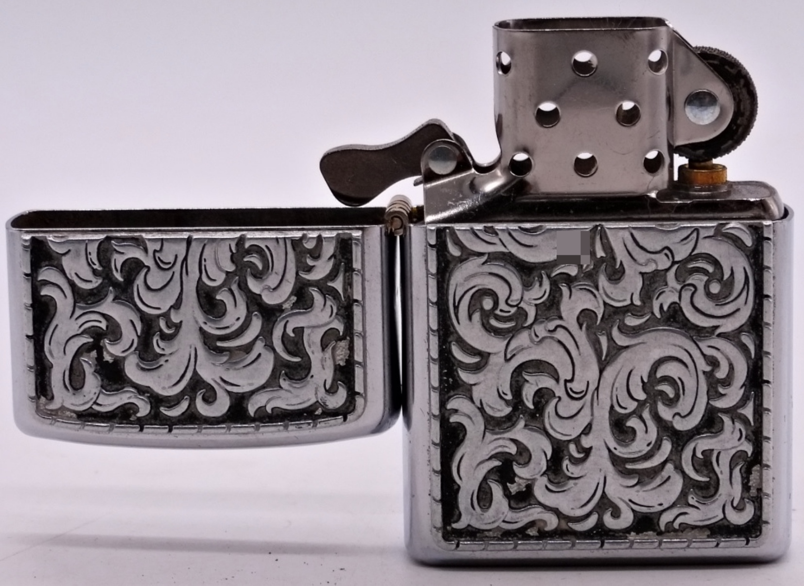 2003 Zippo Marlboro Storming Scroll Lighter