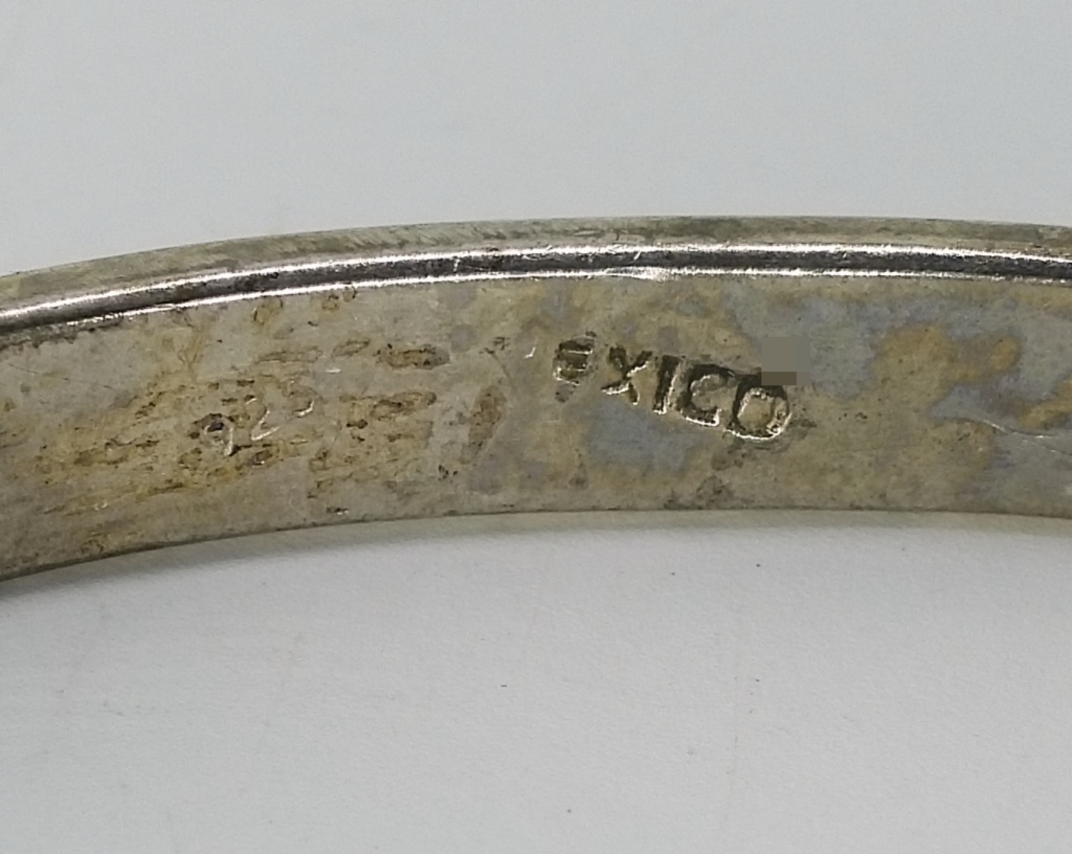 Mexico 925 Opal Inlay Hinged Bangle