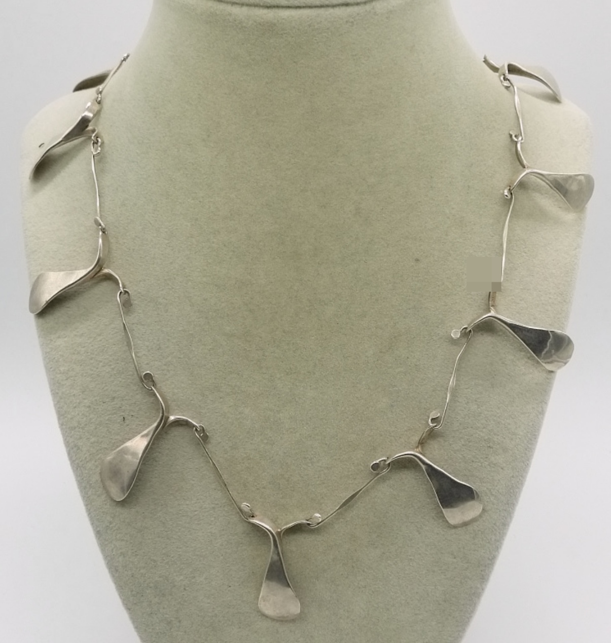 Sterling Modernist Teardrop Necklace 18