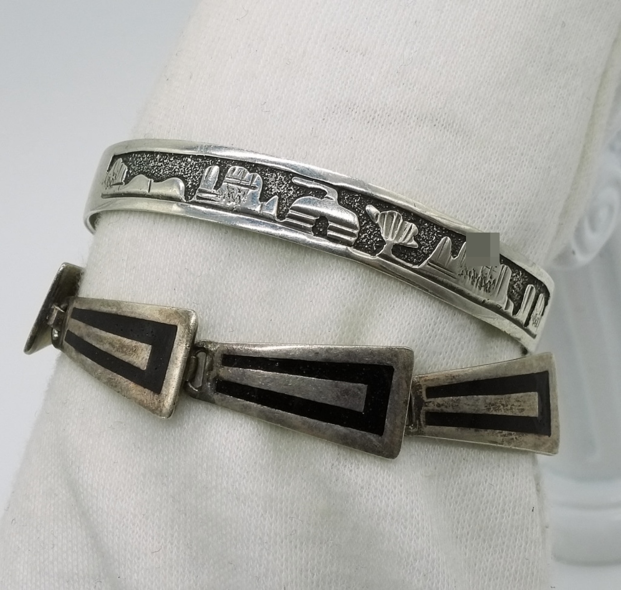 Taxco Sterling Storyteller Cuff & Link Bracelet Se