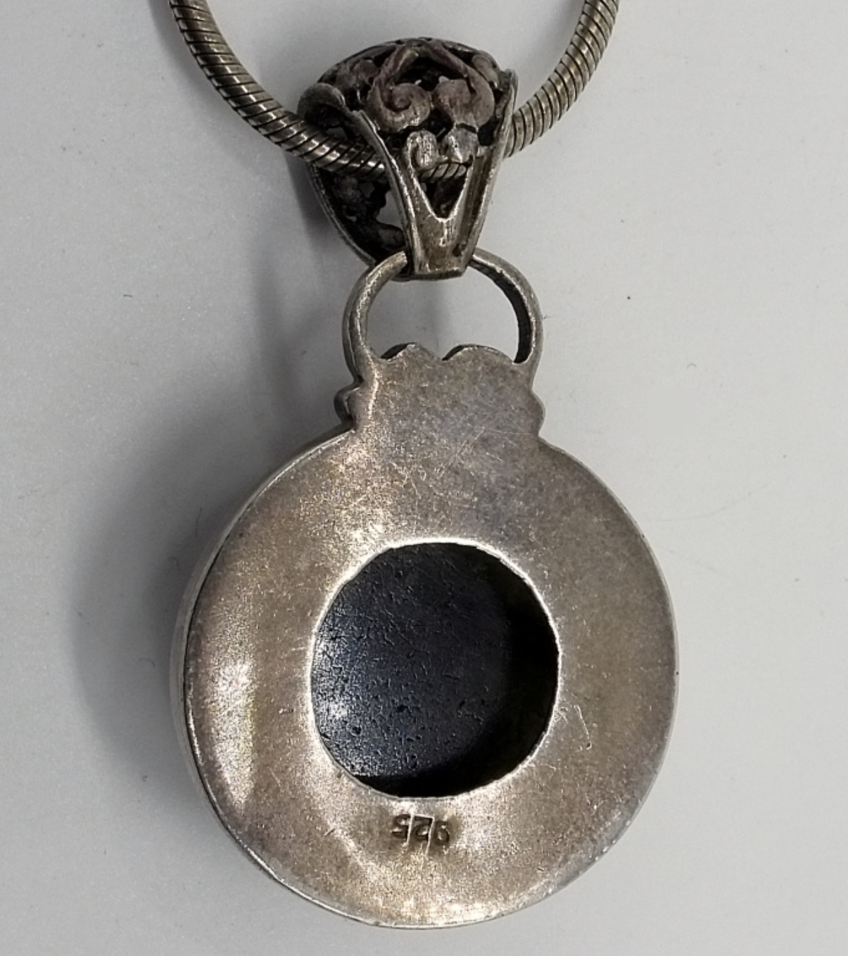 Sterling Silver Labradorite Pendant with 18" Chai