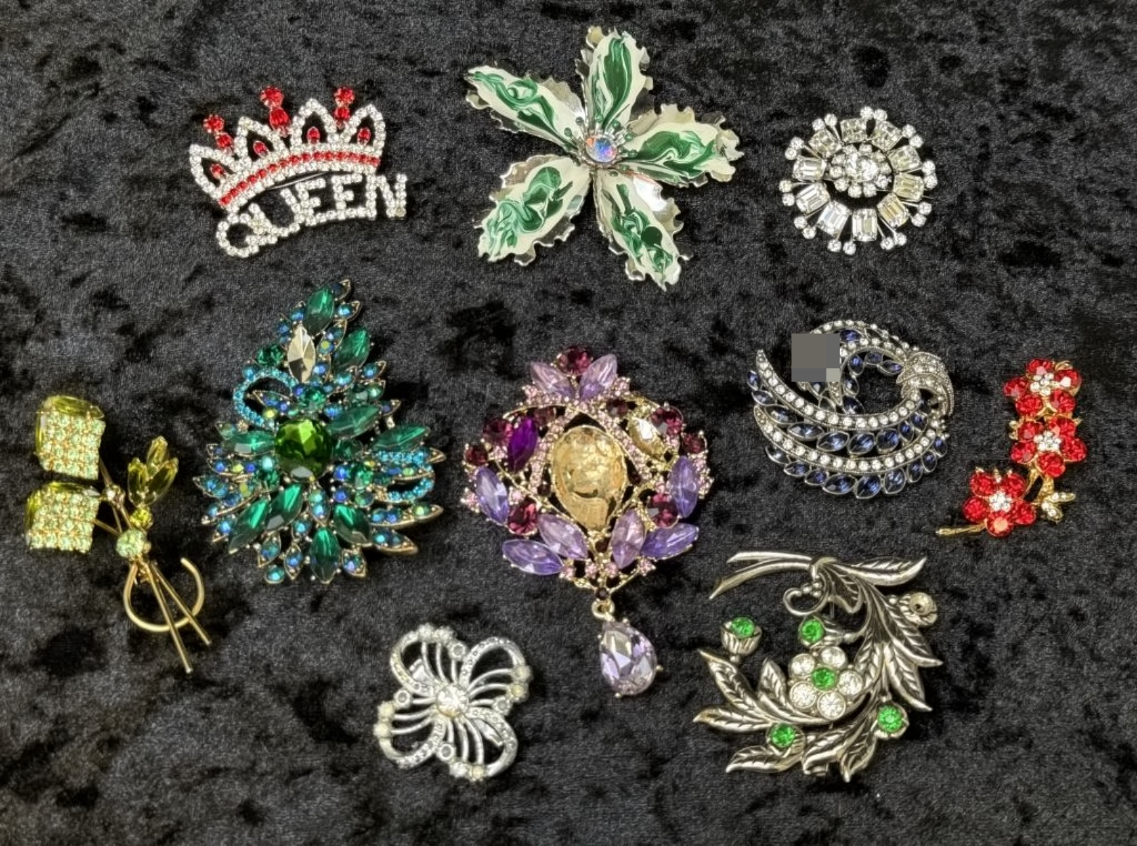 Vintage Rhinestone Brooches, 10 Pc