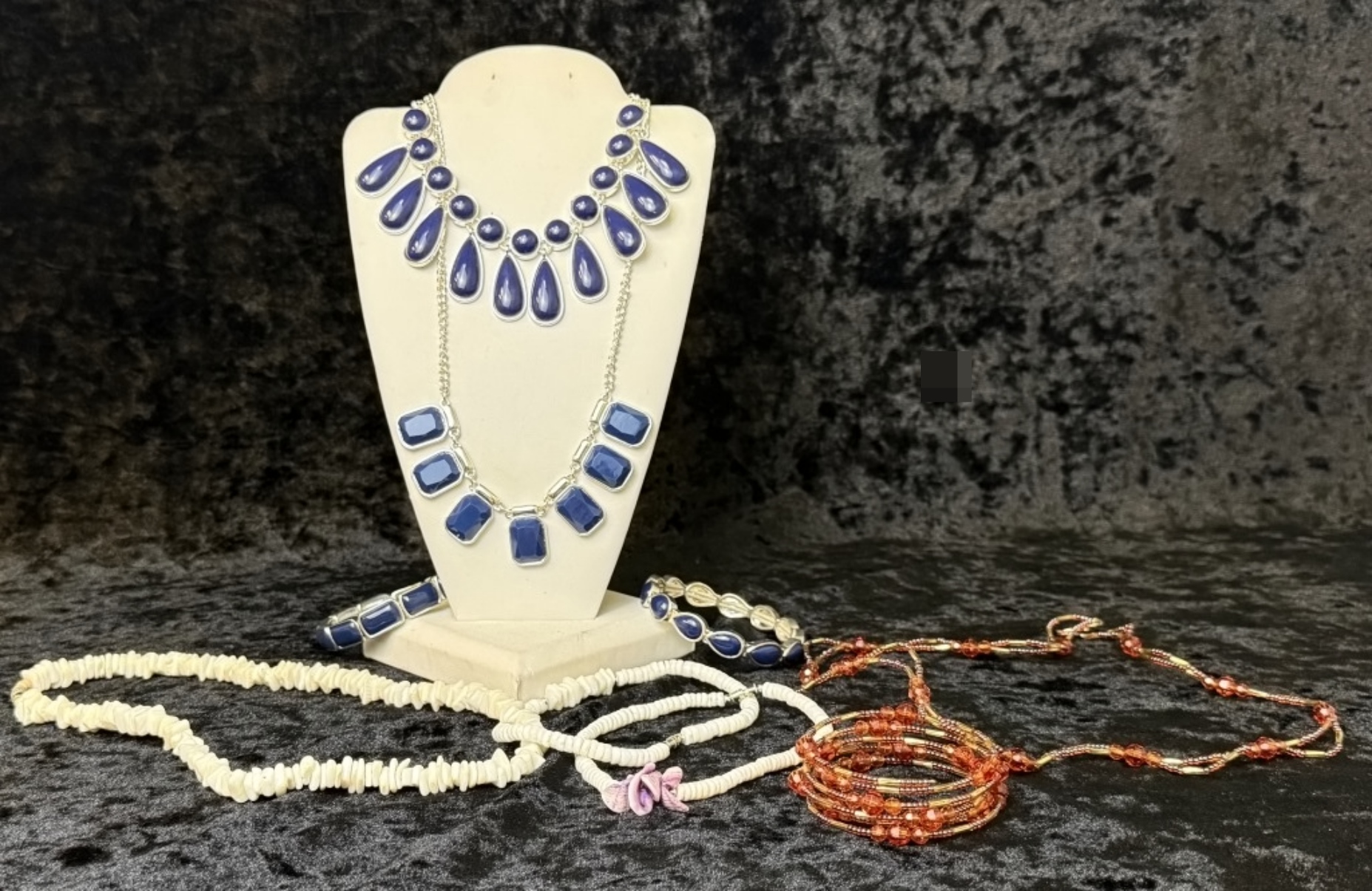 4 Costume Jewelry Sets, Necklaces & Bracelets