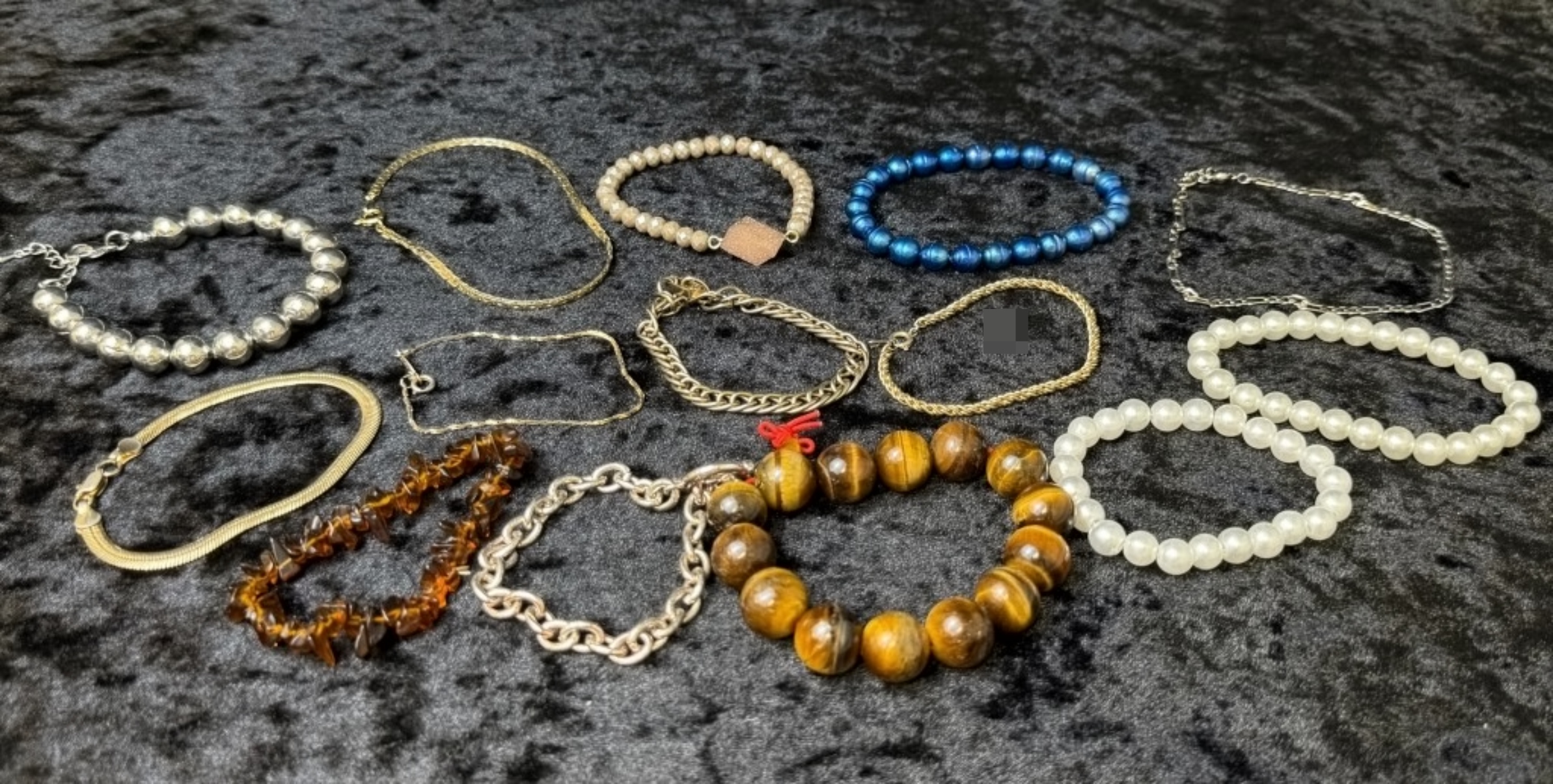 Bracelet Lot, Gold-Tone & Beaded, 13pc