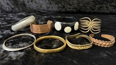 Mixed Bracelets, 8 Pieces & Cuffs. Lot of 8 bracelets in mixed toned metals and plastic, offered 