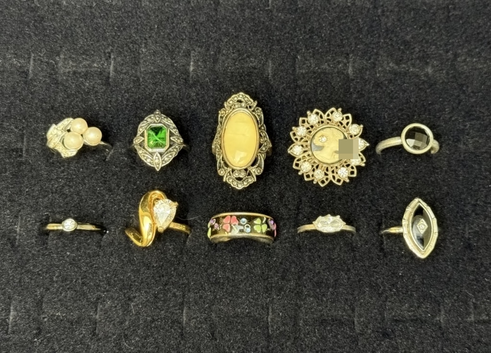 Estate Ring Lot, 10 Rings, Cameo, Green Stone