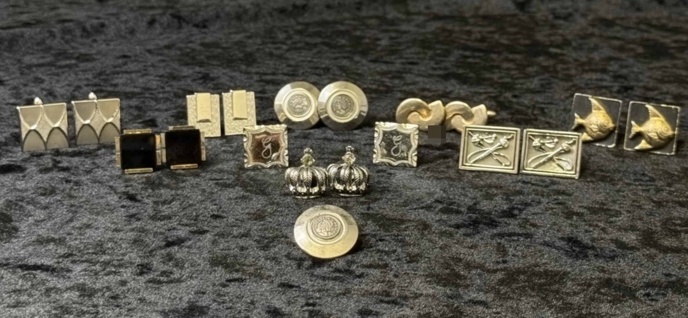 Silver-Tone Cuff Links Lot, 9 Pair + Clip