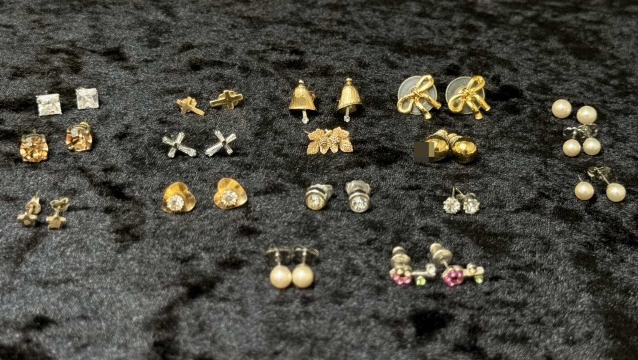 Estate Earring Lot, 17 Pairs Costume Jewelry