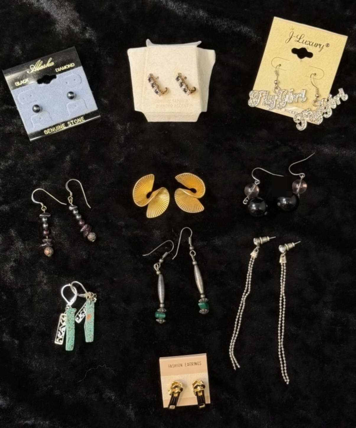 10 earrings