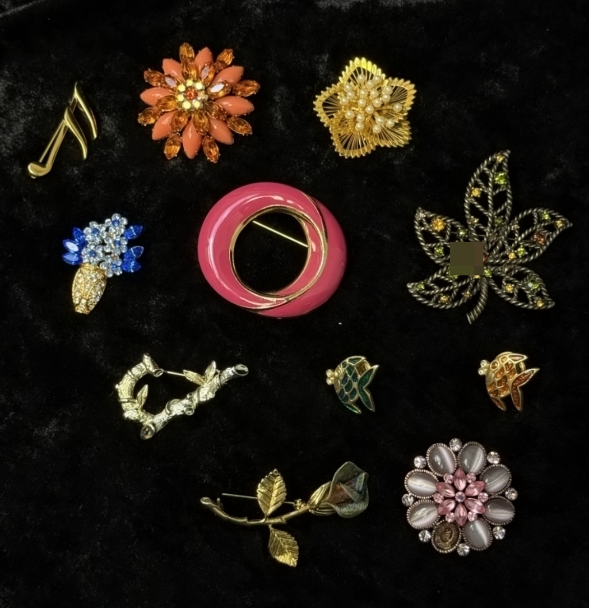 Vintage Costume Brooch Lot, 11 Pieces
