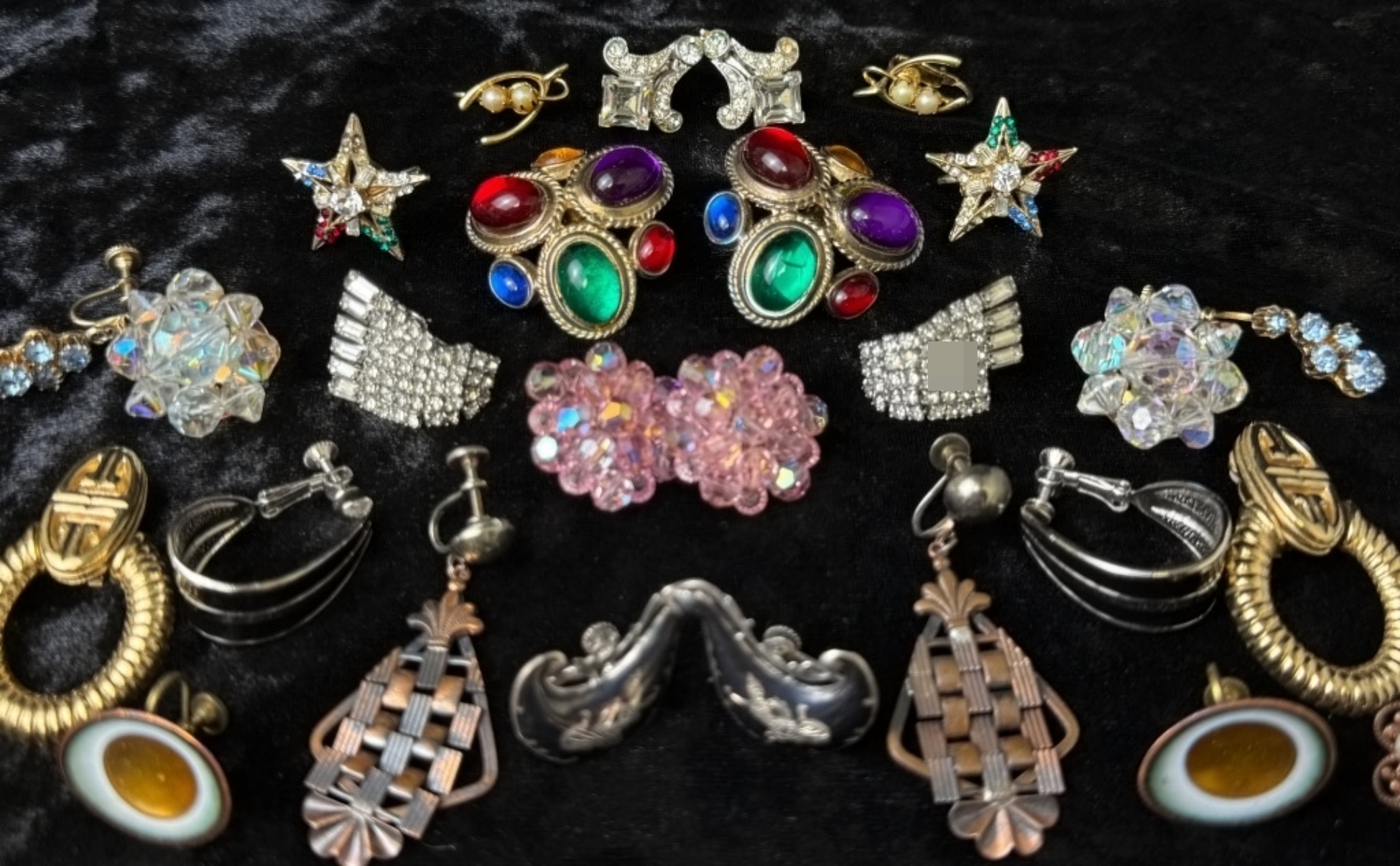 Vintage Costume Jewelry Lot, Earrings & Pins