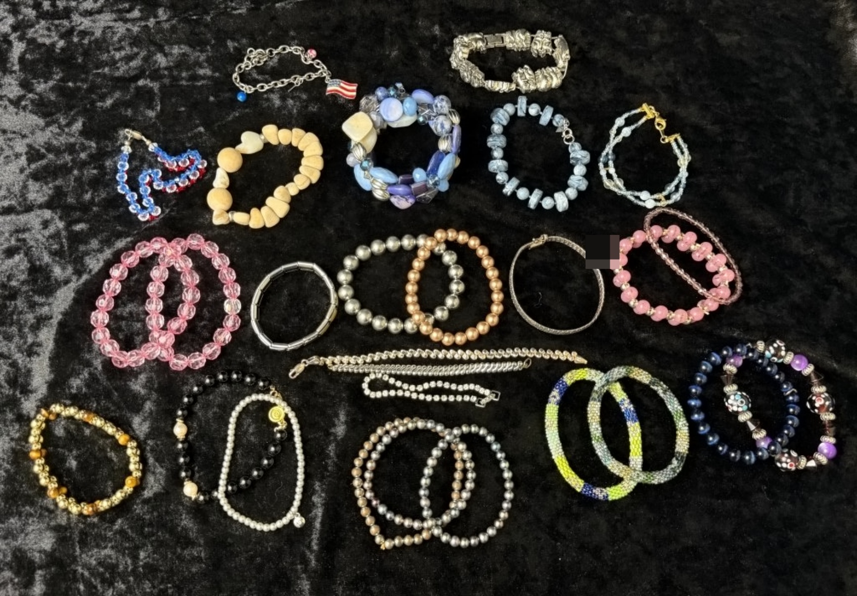 Costume Bracelet Lot, 20 Pieces Mixed