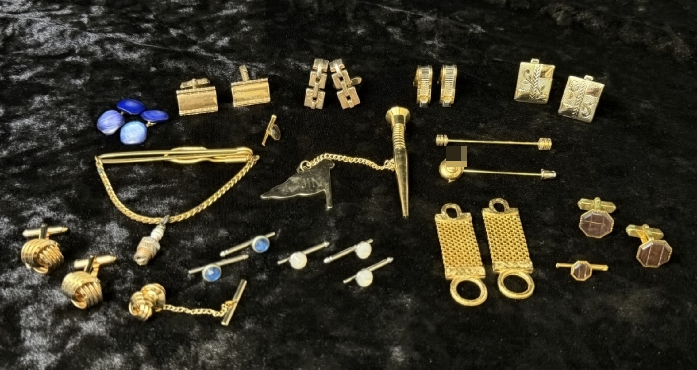 Vintage Gold-Tone Men's Jewelry Lot, 20+ Pcs