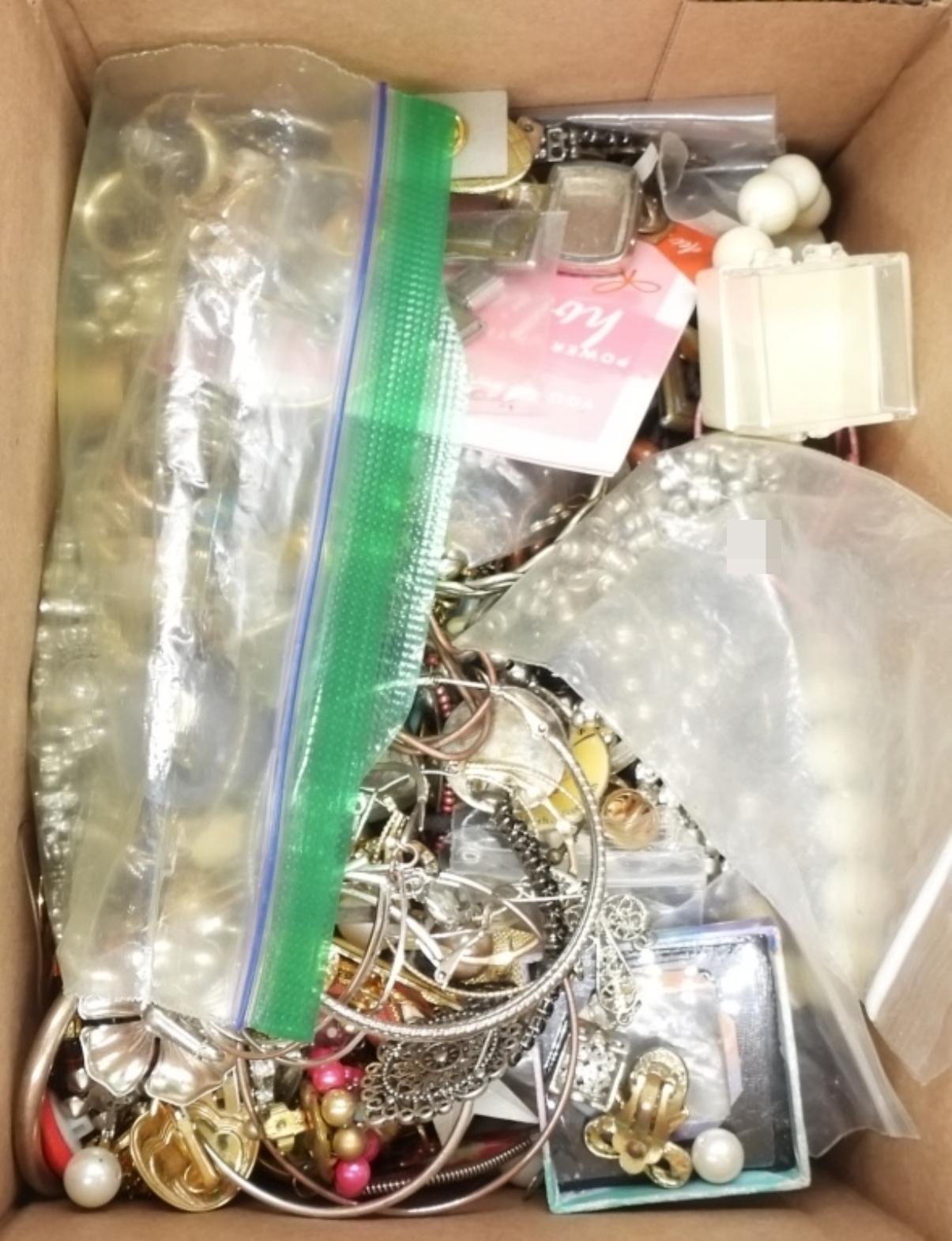 Small Treasure Box 8x6x4