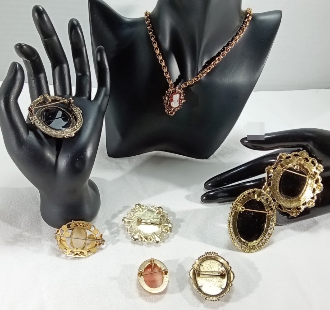 Vintage Gold-Tone Cameo Jewelry Lot, 8 Pieces