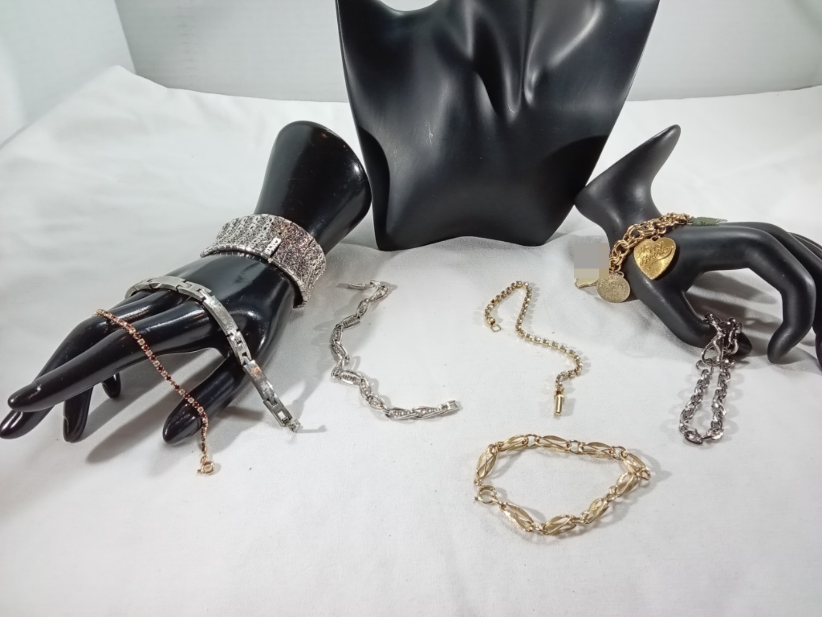Mixed Jewelry Lot, 8 Pieces Gold & Silver Toned