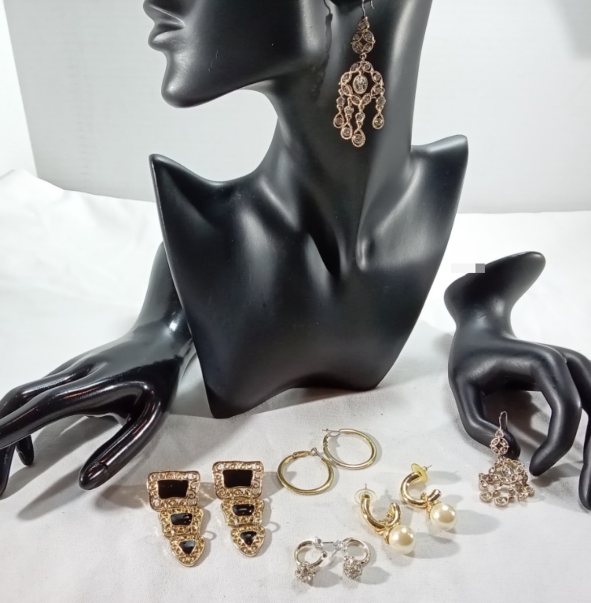 Mixed Earring Lot, Gold-Tone
