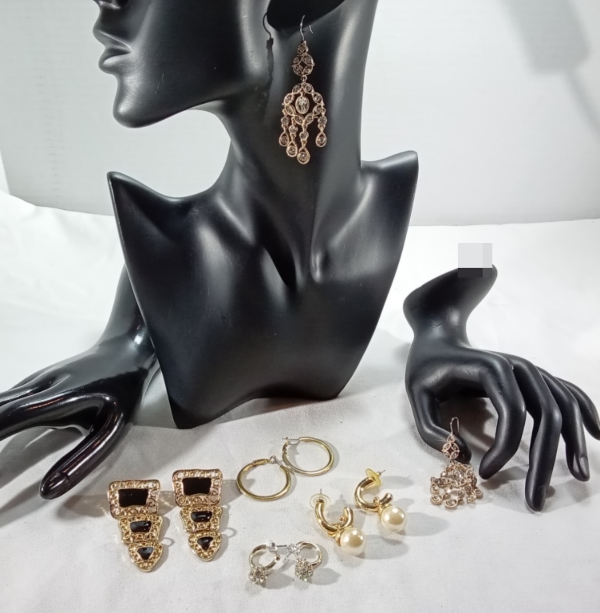 Mixed Earring Lot, Gold-Tone