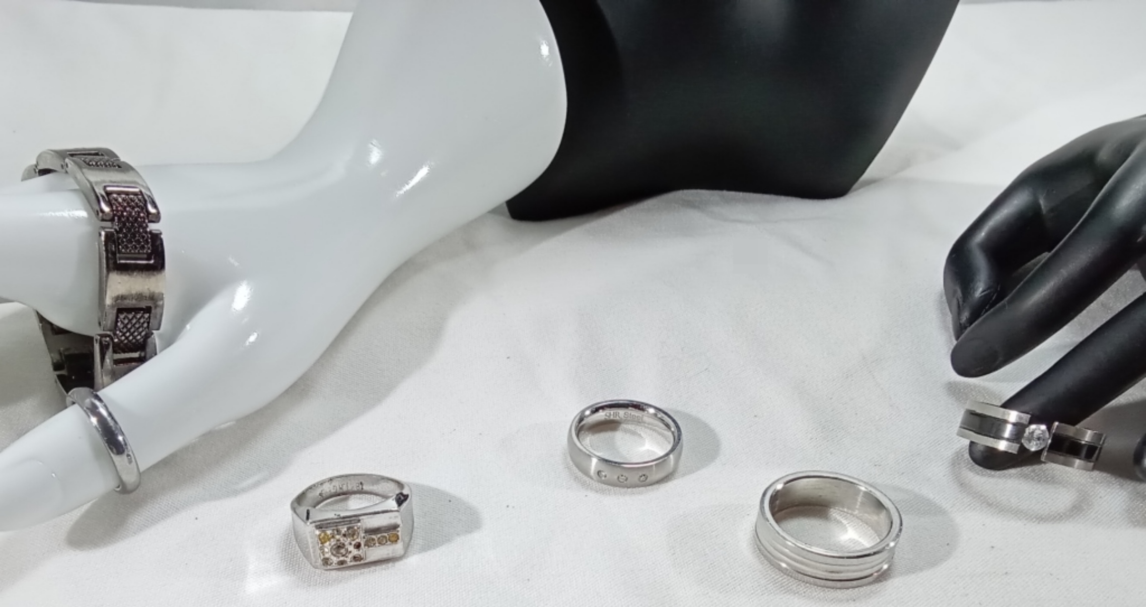 Silver-Tone Jewelry Lot, Mixed Rings & Bracelet