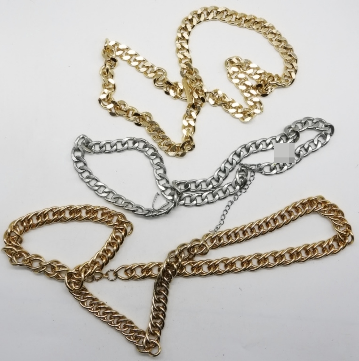 (4) Large Chunky Chains